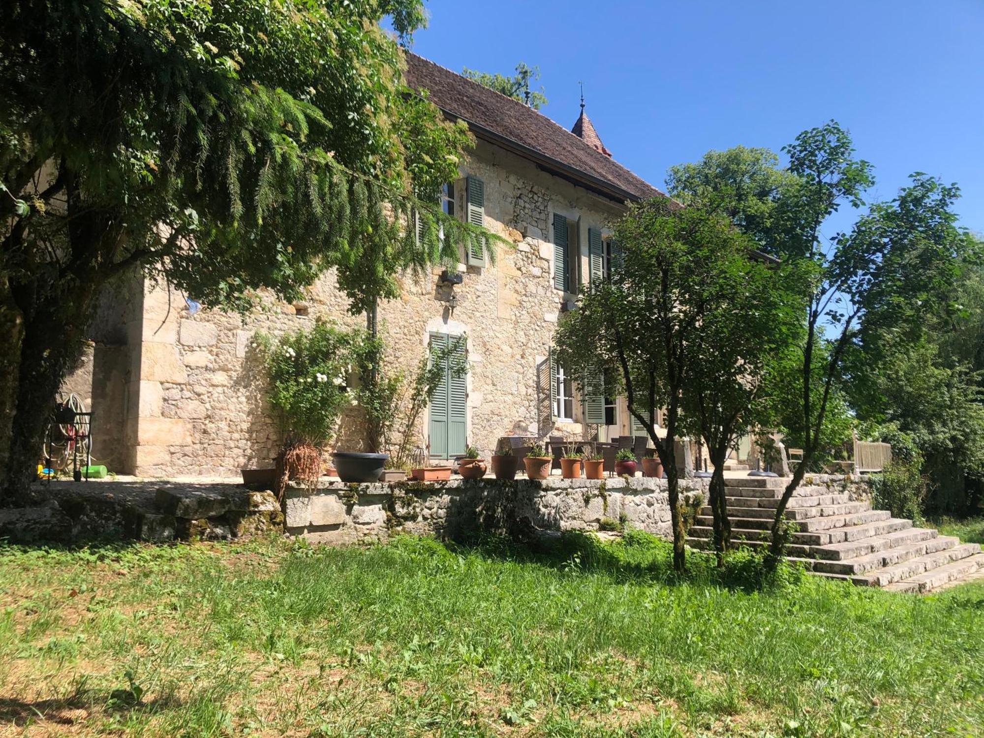 Domaine Du Tres-Haut - Chateau De Montanges 외부 사진